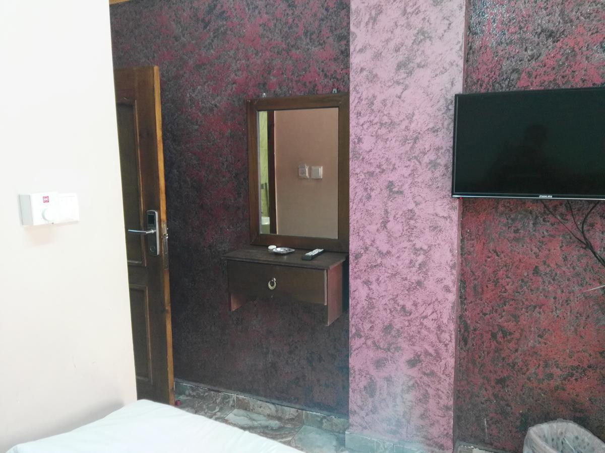 Sea Beach Hotel Aqaba Exterior photo