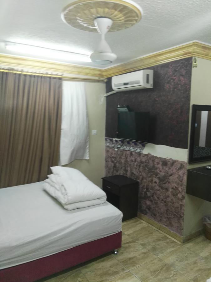 Sea Beach Hotel Aqaba Exterior photo